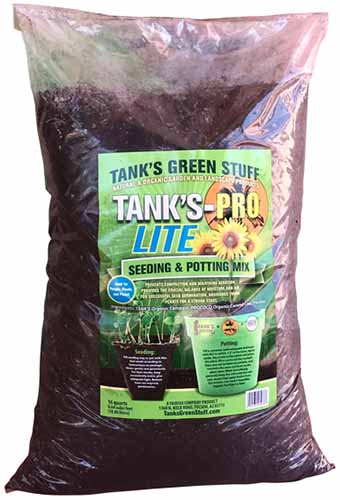 Une photo verticale du produit d'un sac de terreau d'empotage Pro-Lite de Tank.